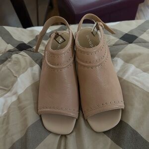 Donald J. Pliner Women's Beige Peep-Toe Heels